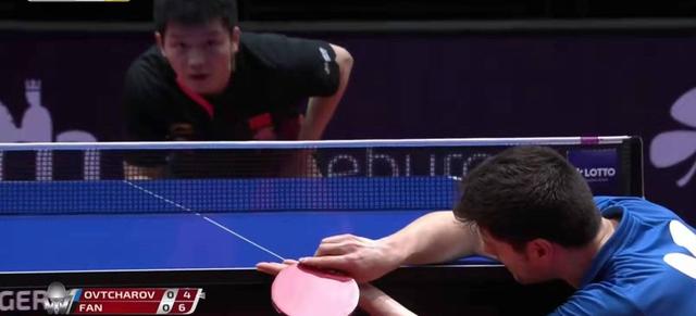 的中场搭配 的中场搭配