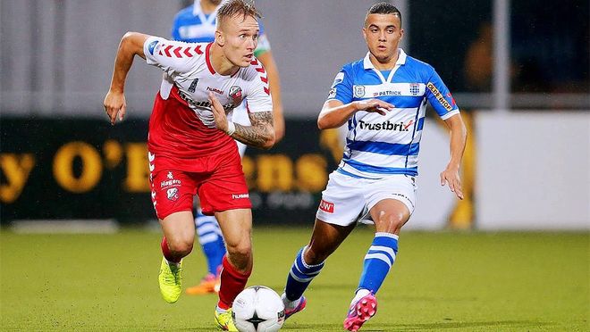 在禁区内高 在禁区内高