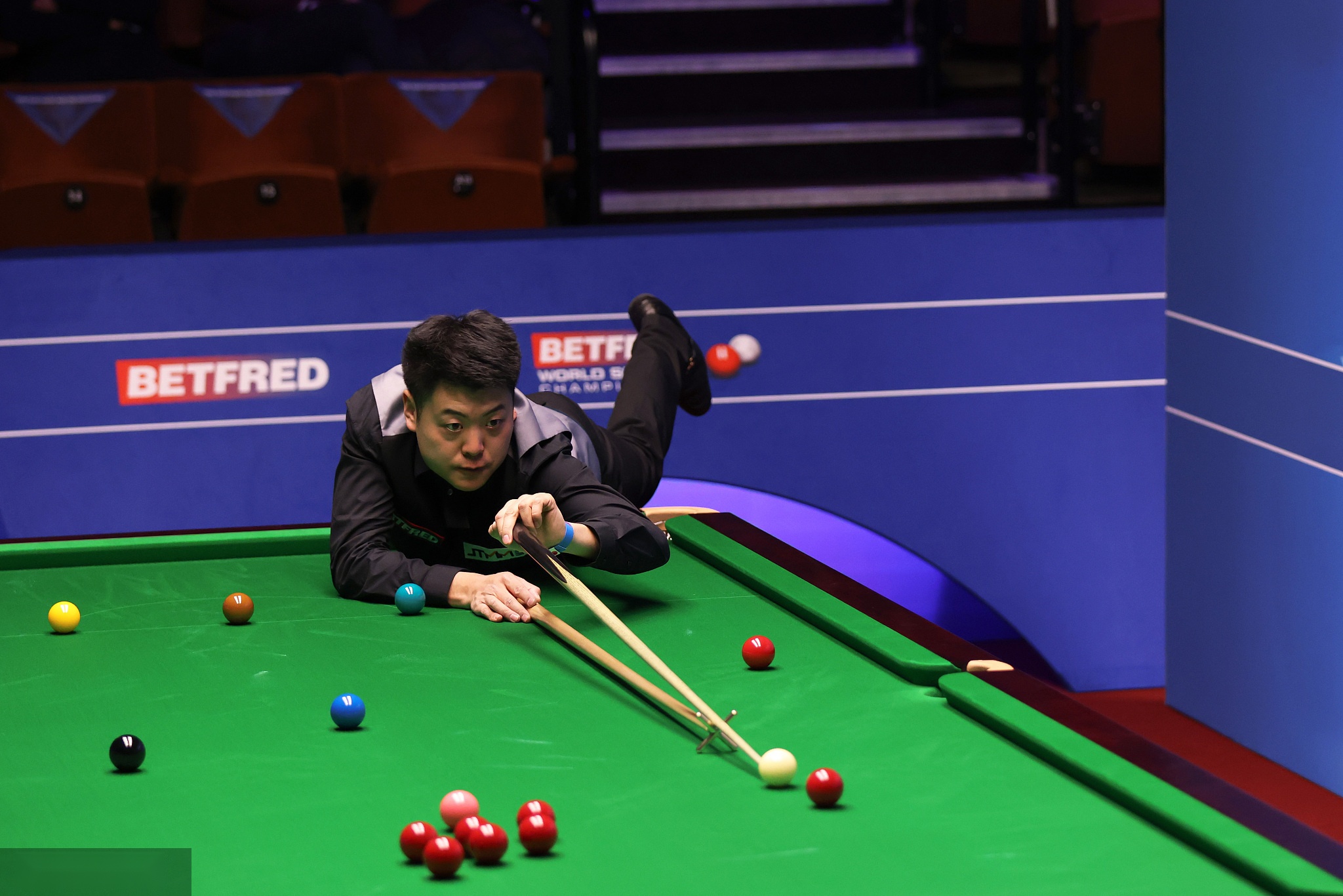 常常决定着 常常决定着