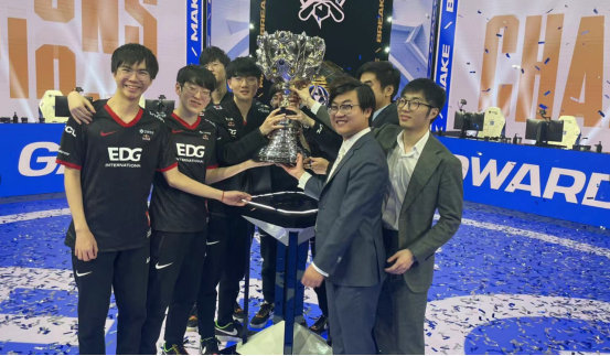 敲定续约 敲定续约