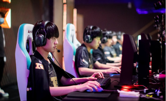 大的压力 大的压力